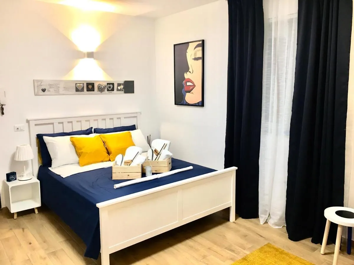Apartment Duomo Delight - Self Check-In Italy
